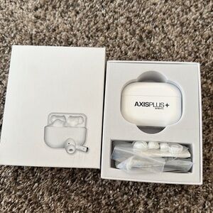 Bluetooth earbuds new!